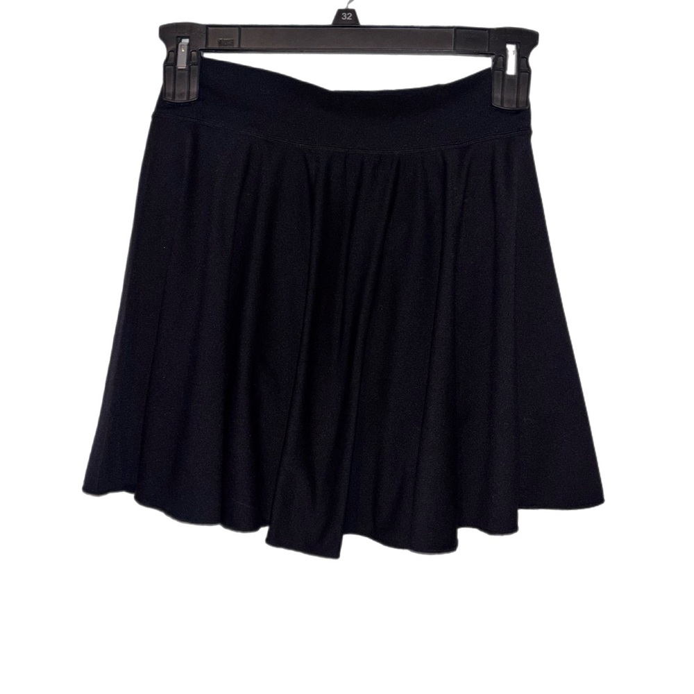 OQQ  Black Pleated Skort NWOT